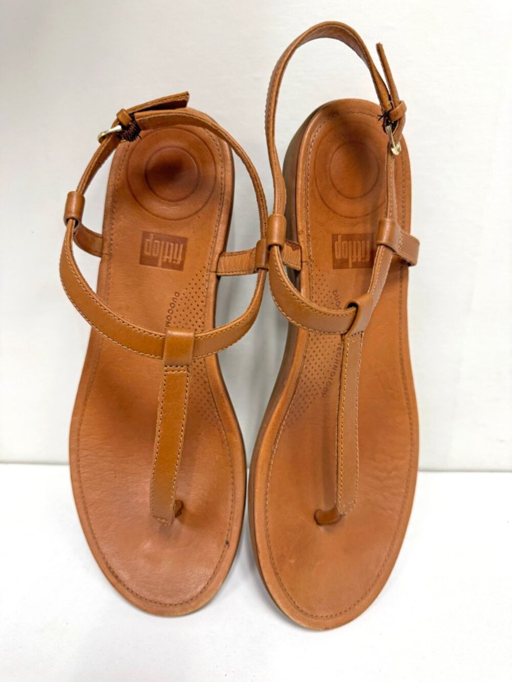 FitFlop Tia Toe-Thong Flat Sandal - Picture 2 of 10